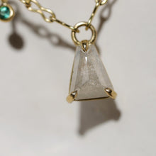 Load image into Gallery viewer, DIAMOND & EMERALD NECKLACE