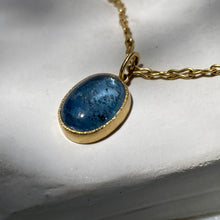 Load image into Gallery viewer, KYANITE PENDANT