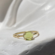 Load image into Gallery viewer, PERIDOT & DIAMOND RING