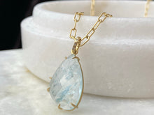 Load image into Gallery viewer, AQUAMARINE & DIAMOND PENDANT
