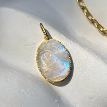 Load image into Gallery viewer, CARVED MOONSTONE PENDANT
