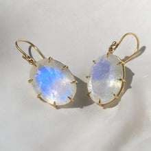 Load image into Gallery viewer, FACETED MOONSTONE EARRINGS