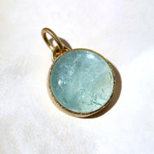 Load image into Gallery viewer, AQUAMARINE PENDANT
