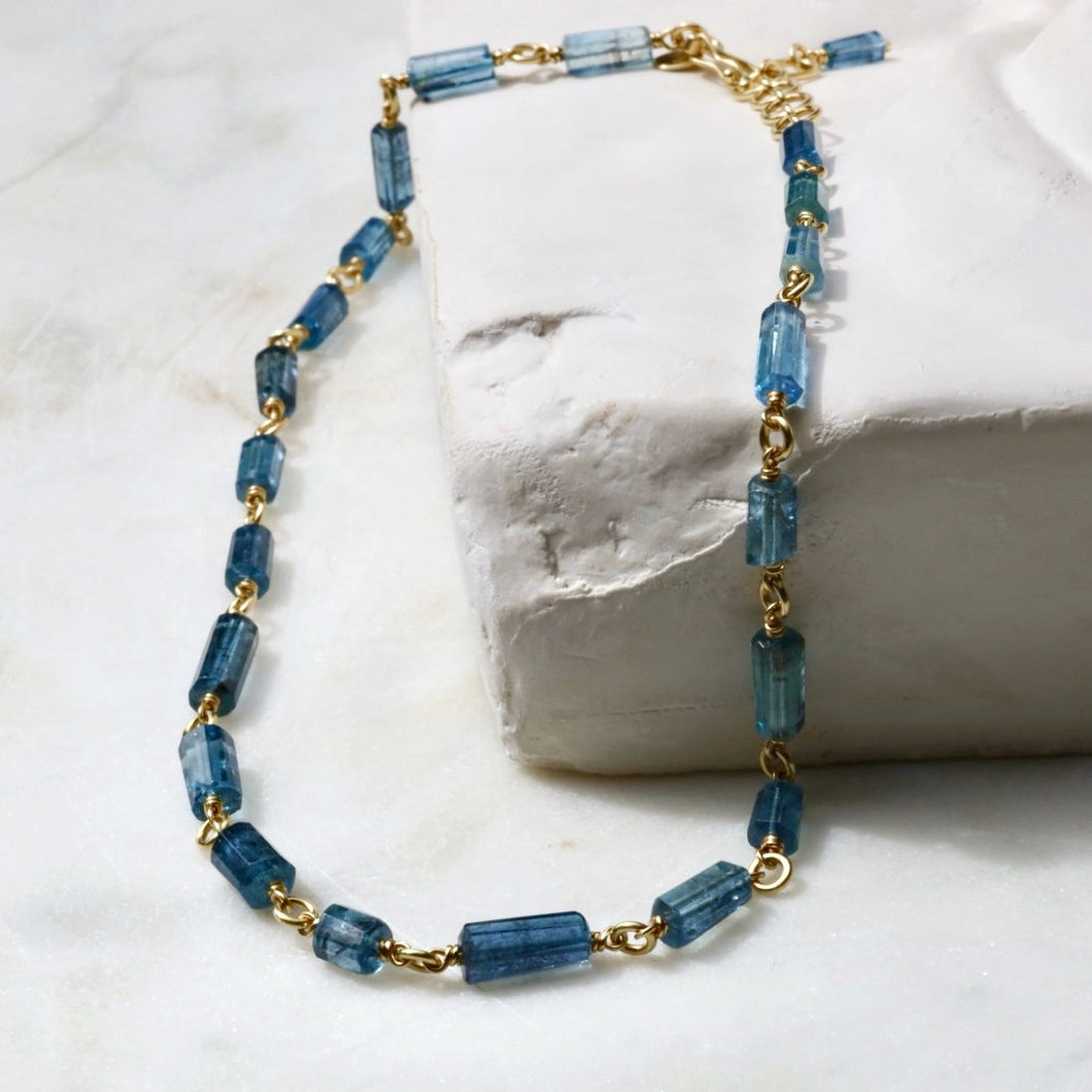 AQUAMARINE CHAIN NECKLACE