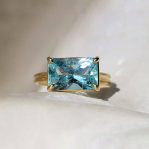 AQUAMARINE RING