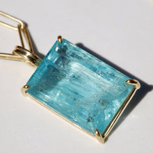 Load image into Gallery viewer, AQUAMARINE PENDANT
