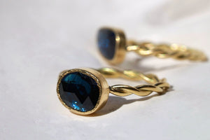 BLUE SAPPHIRE RING