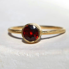 Load image into Gallery viewer, GARNET RING
