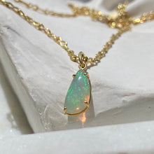 Load image into Gallery viewer, OPAL PENDANT
