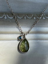Load image into Gallery viewer, PERIDOT &amp; SAPPHIRE NECKLACE
