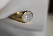 Load image into Gallery viewer, CARVED MOONSTONE RING
